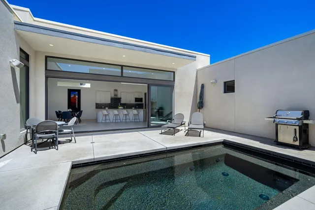 $950,000 | 584 Fountain Drive, Palm Springs, CA 92262