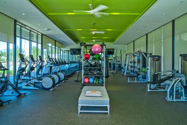 $950,000 | 584 Fountain Drive, Palm Springs, CA 92262