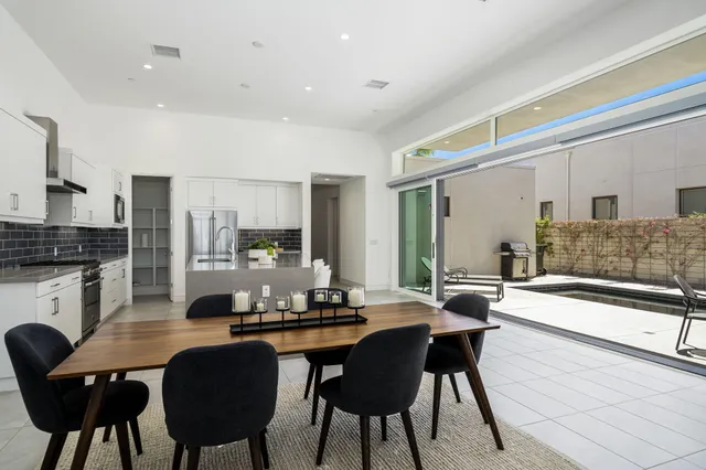 $950,000 | 584 Fountain Drive, Palm Springs, CA 92262