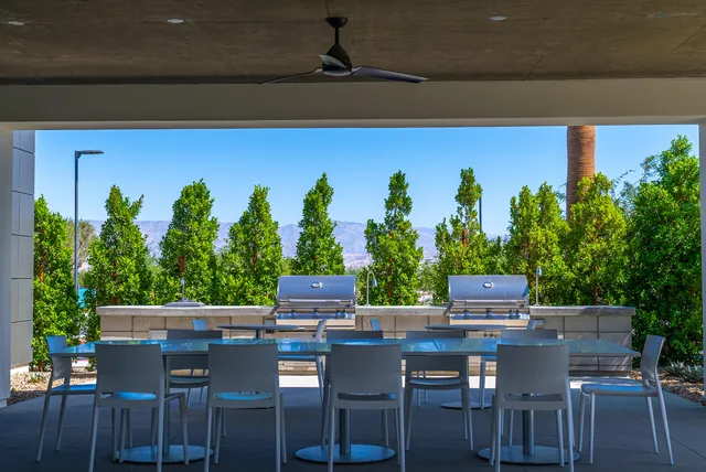 $950,000 | 584 Fountain Drive, Palm Springs, CA 92262