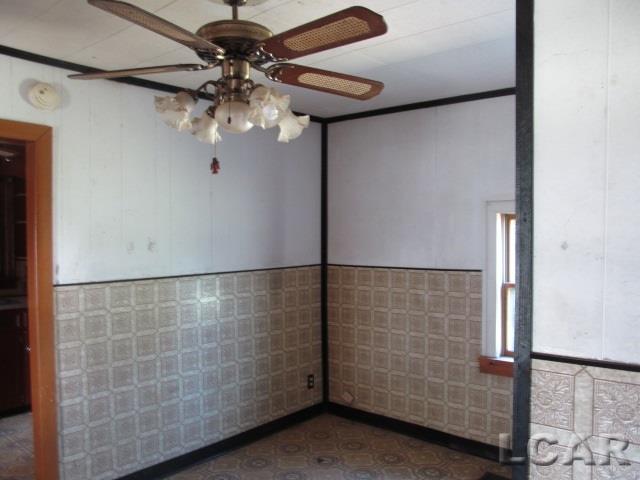 12519 Darling Road Milan, MI 48160 - Photo 6 of 15 31353632-5.JPG