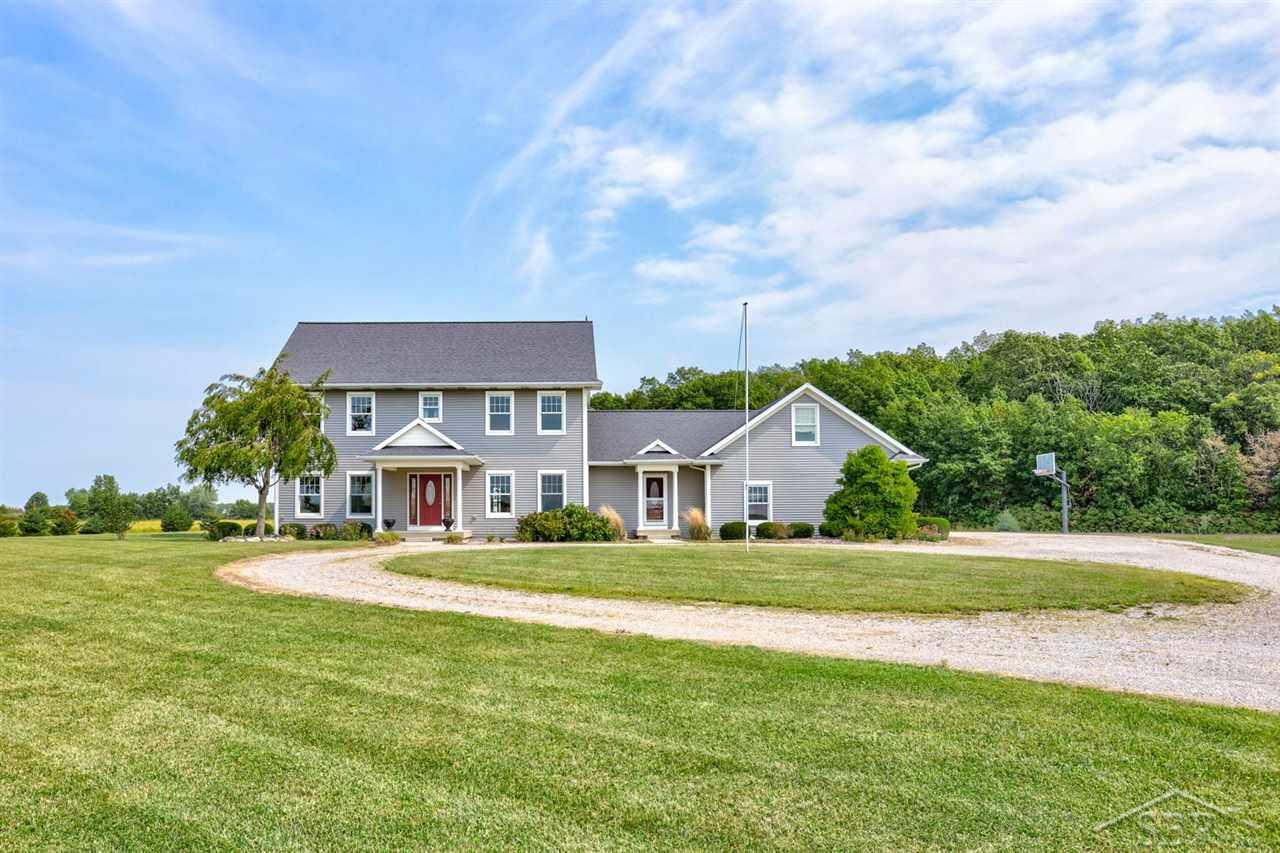 9433 Bender Road Frankenmuth, MI 48734 - Photo 2 of 72 50054874-1.JPG