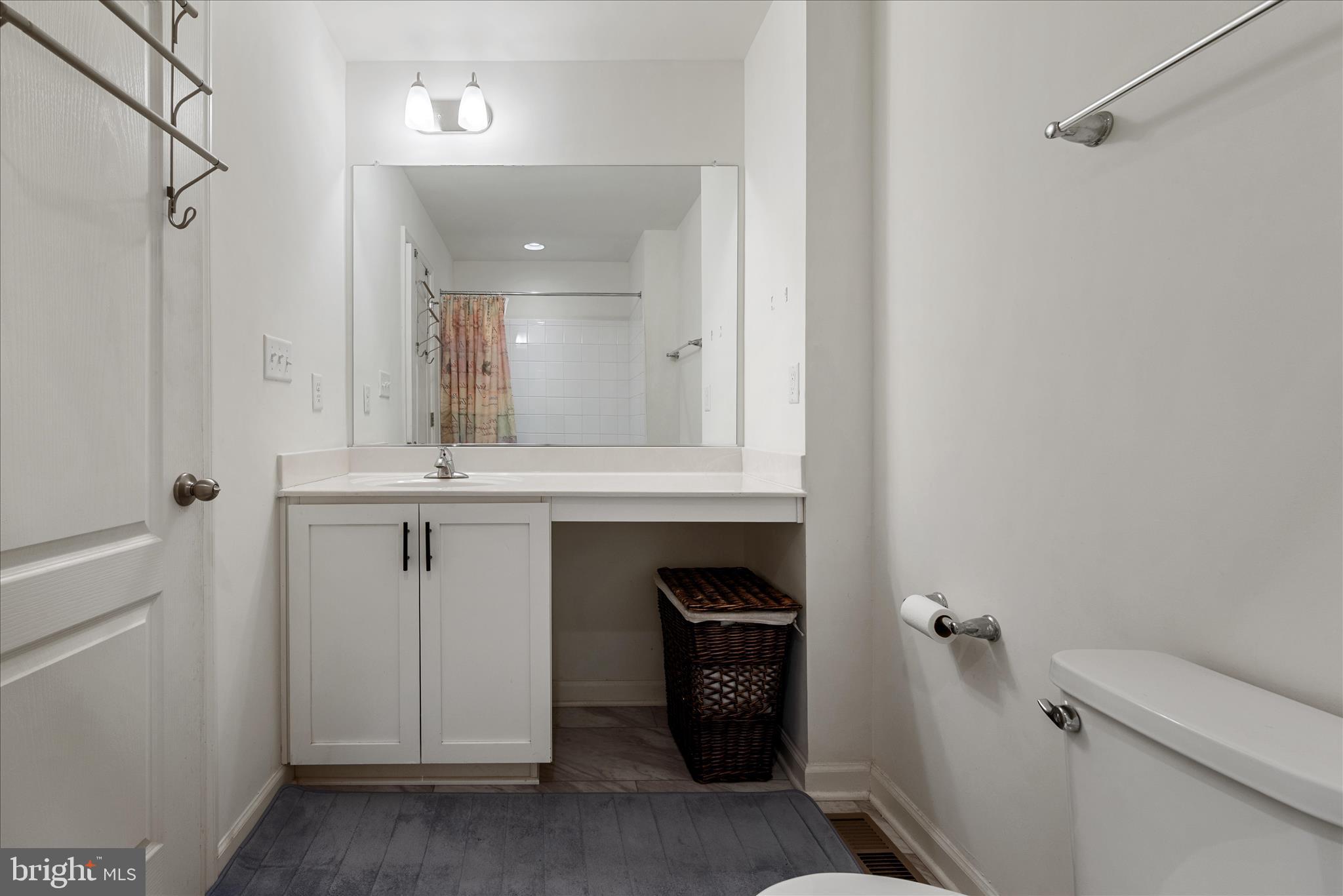 35 Mengel Road Martinsburg, WV 25403 - Photo 23 of 32 Primary Bathroom