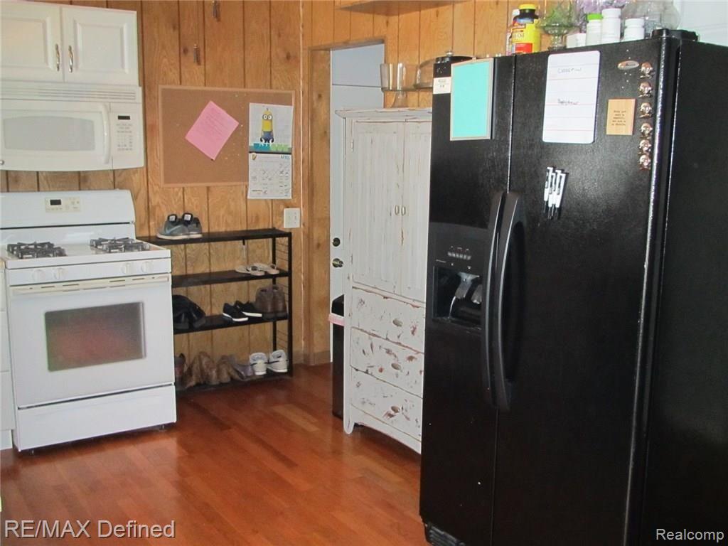 4522 Rohr Road Clarkston, MI 48348 - Photo 15 of 29 IMG_1583.JPG