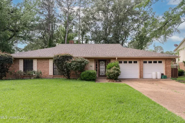 $219,900 | 504 Hampton Street, Clinton, MS 39056