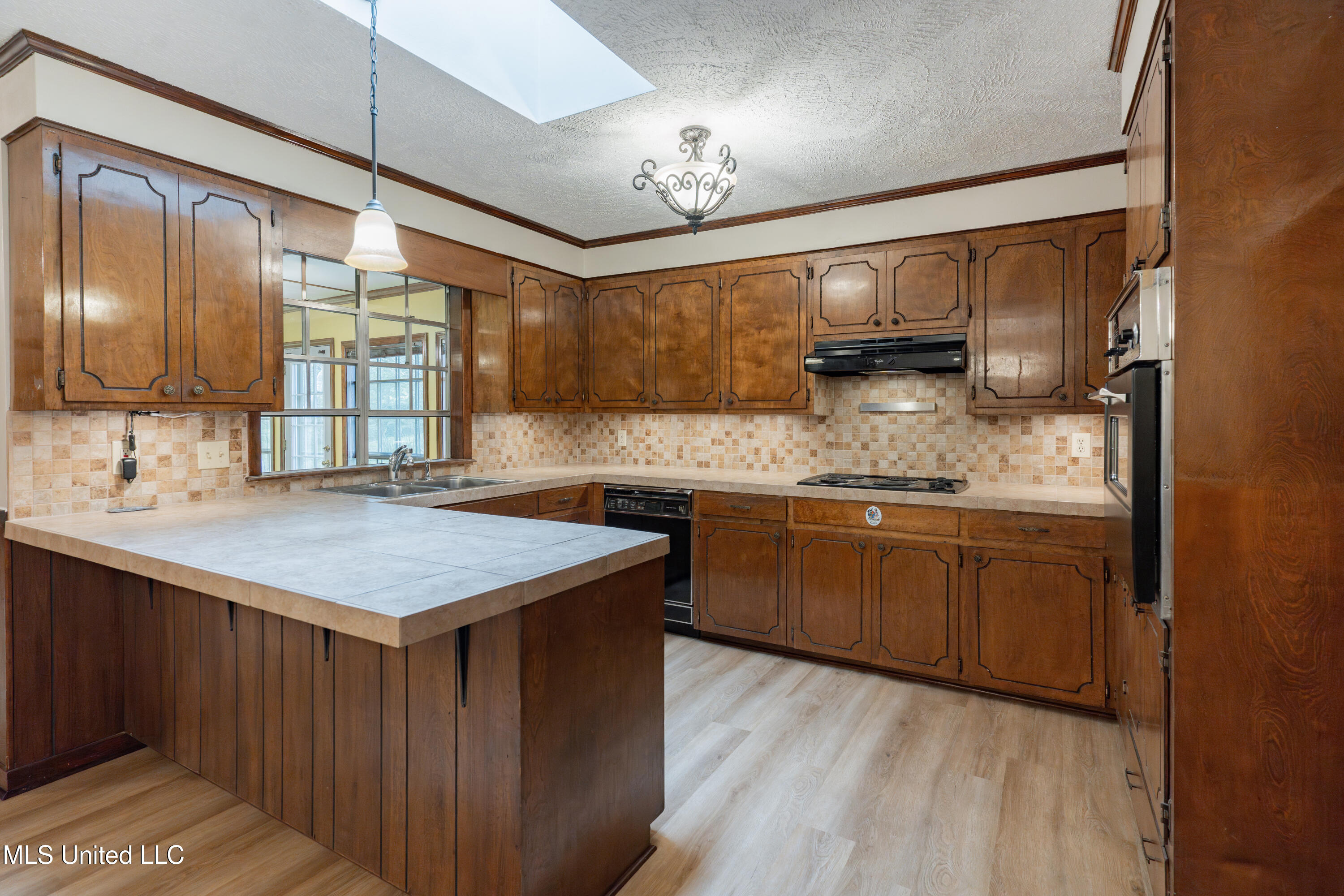 504 Hampton Street Clinton, MS 39056 - Photo 16 of 69 21-Kitchen