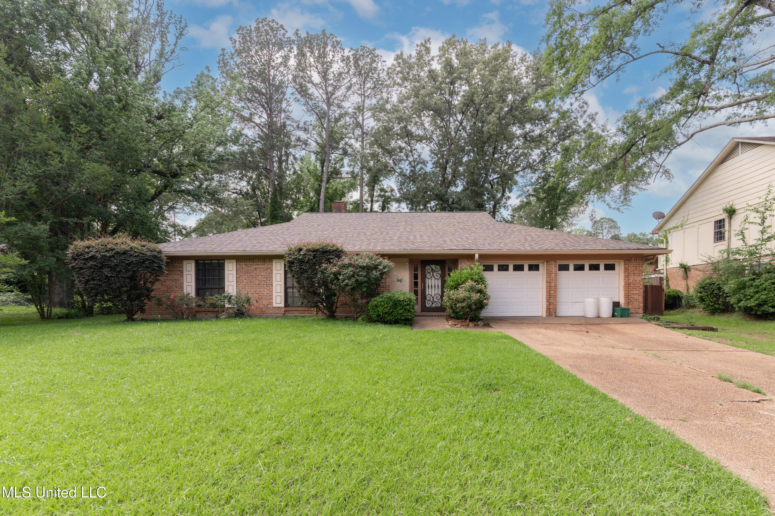 504 Hampton Street Clinton, MS 39056 - Photo 2 of 69 2-Front