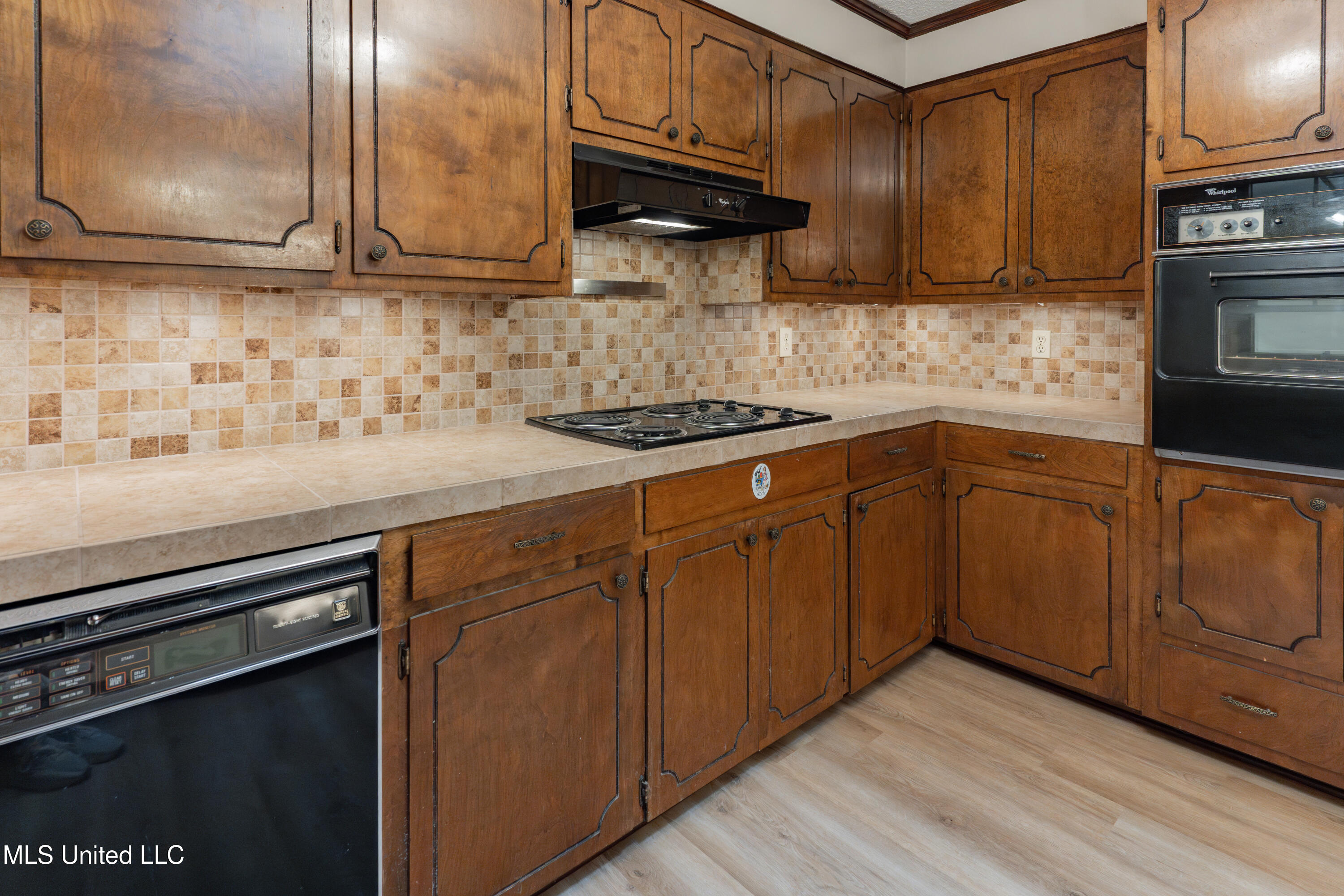 504 Hampton Street Clinton, MS 39056 - Photo 21 of 69 26-Kitchen