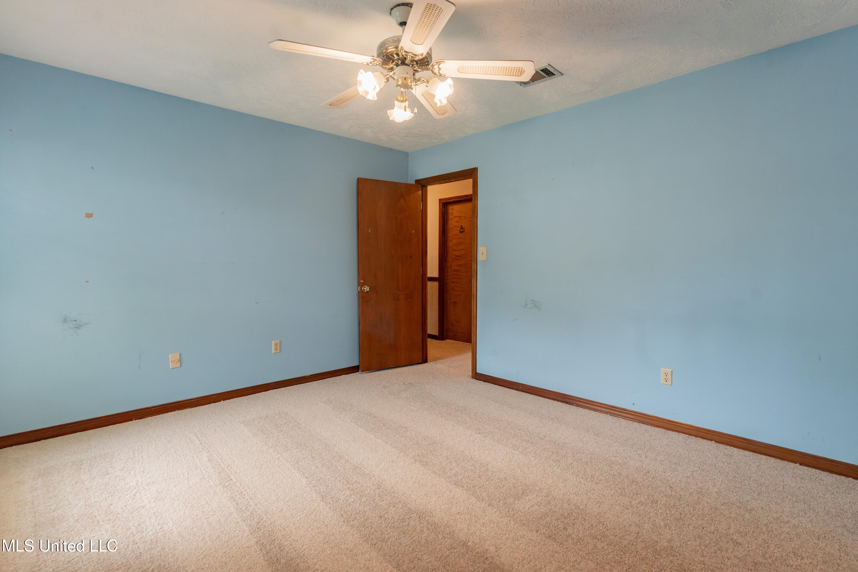 504 Hampton Street Clinton, MS 39056 - Photo 50 of 69 57-Bedroom3