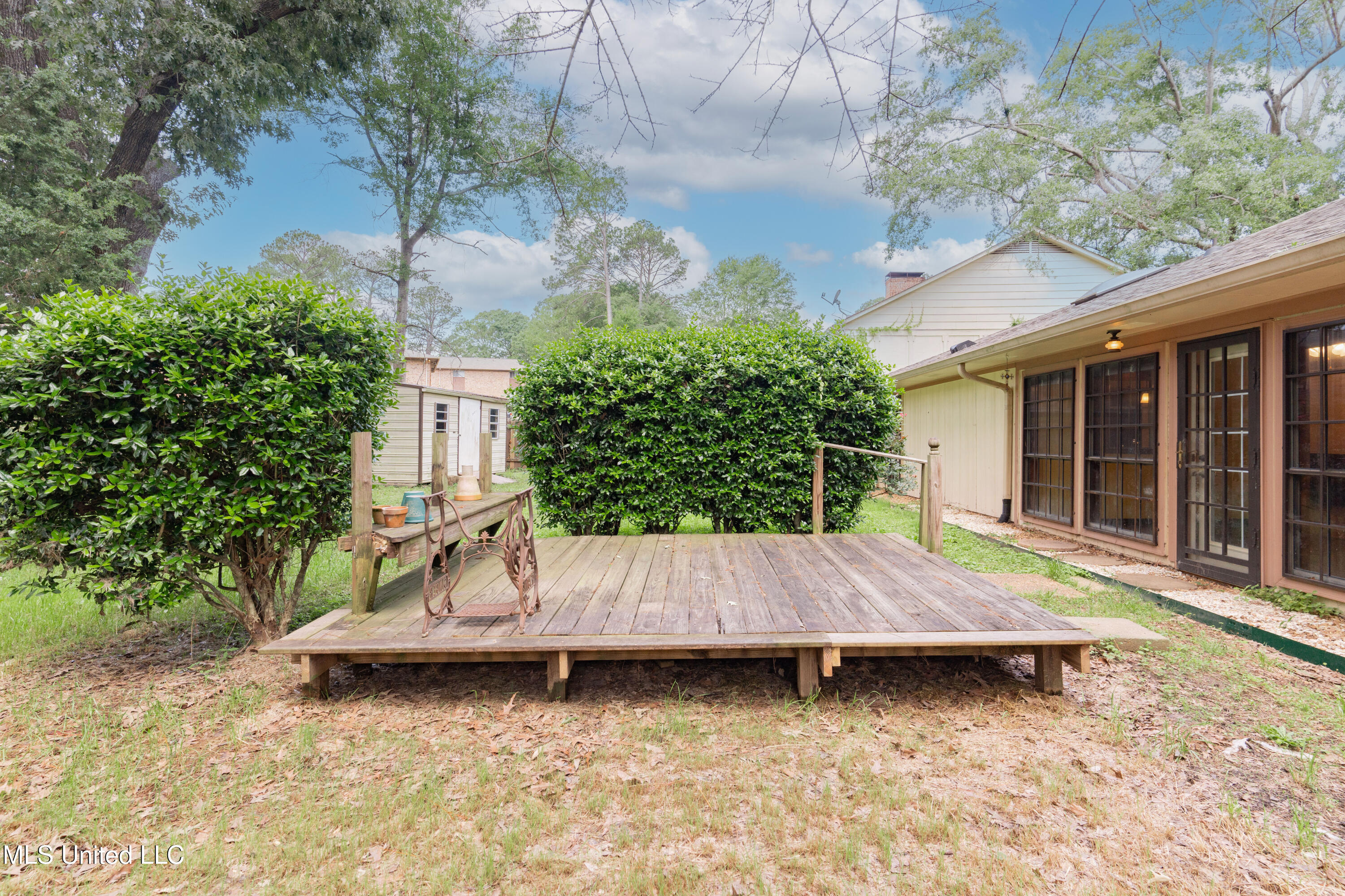 504 Hampton Street Clinton, MS 39056 - Photo 65 of 69 77-Back