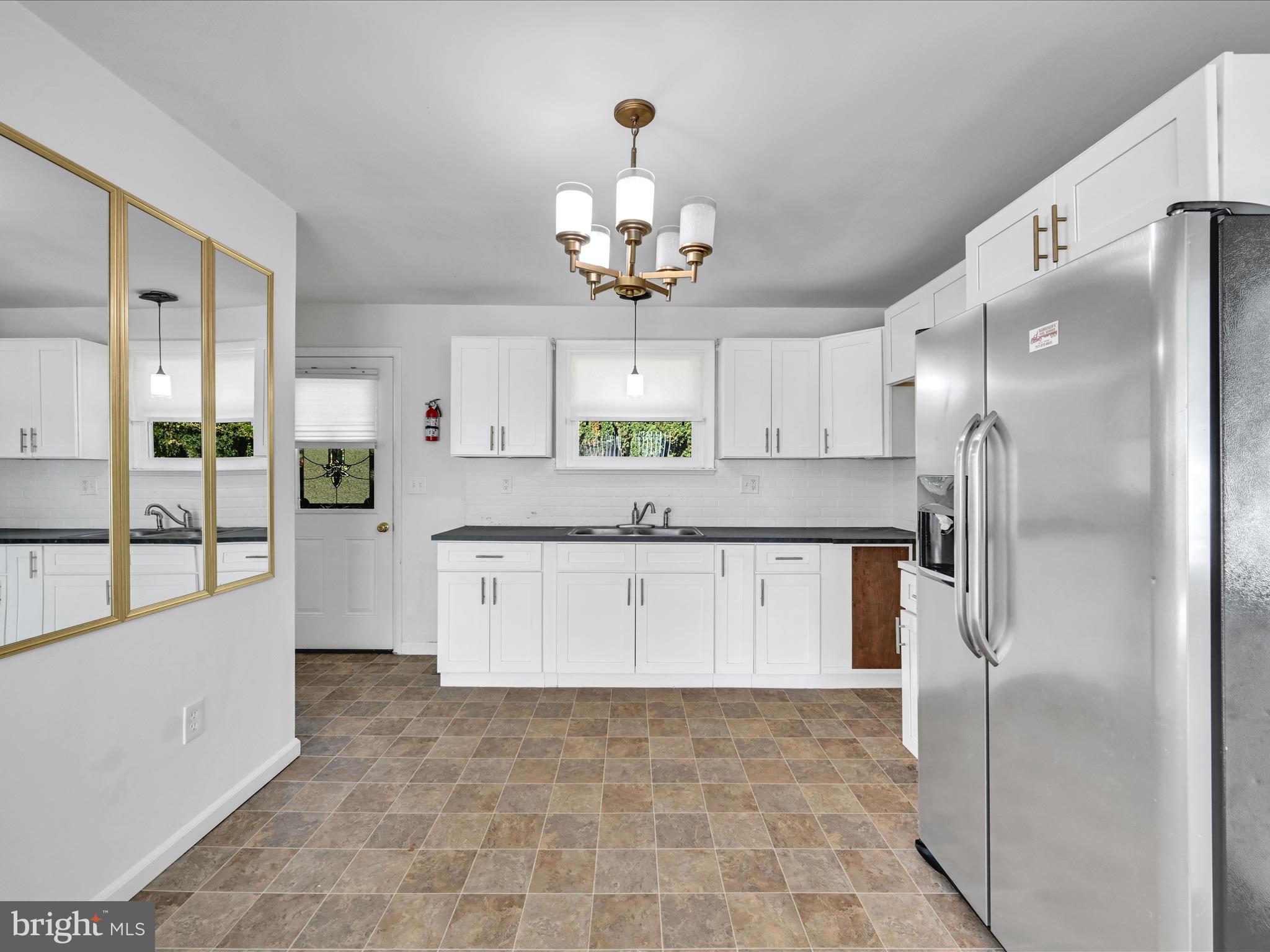 1398 Ridge Road Lebanon, PA 17046 - Photo 10 of 27 Kitchen
