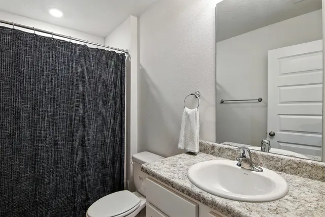 $305,000 | 3101 Van Day Way, Crestview, FL 32539