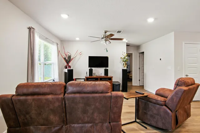 $305,000 | 3101 Van Day Way, Crestview, FL 32539