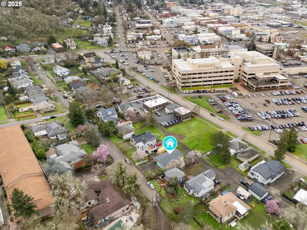 $219,500 | 248 Southeast Pitzer Street, Roseburg, OR 97470