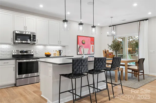 $587,440 | 4123 Roe Crk Drive, Mint Hill, NC 28227