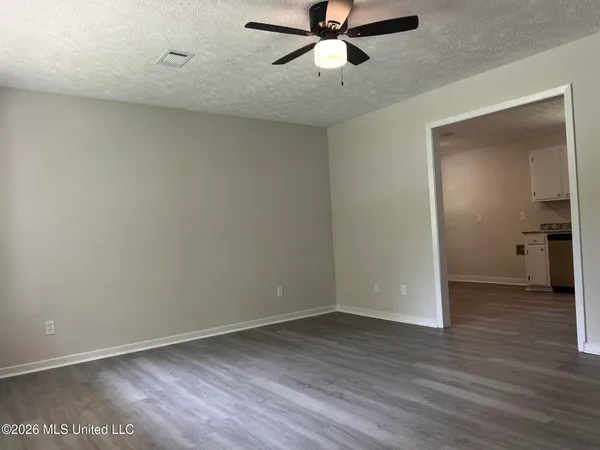 $215,000 | 1846 Loring Road, Camden, MS 39045