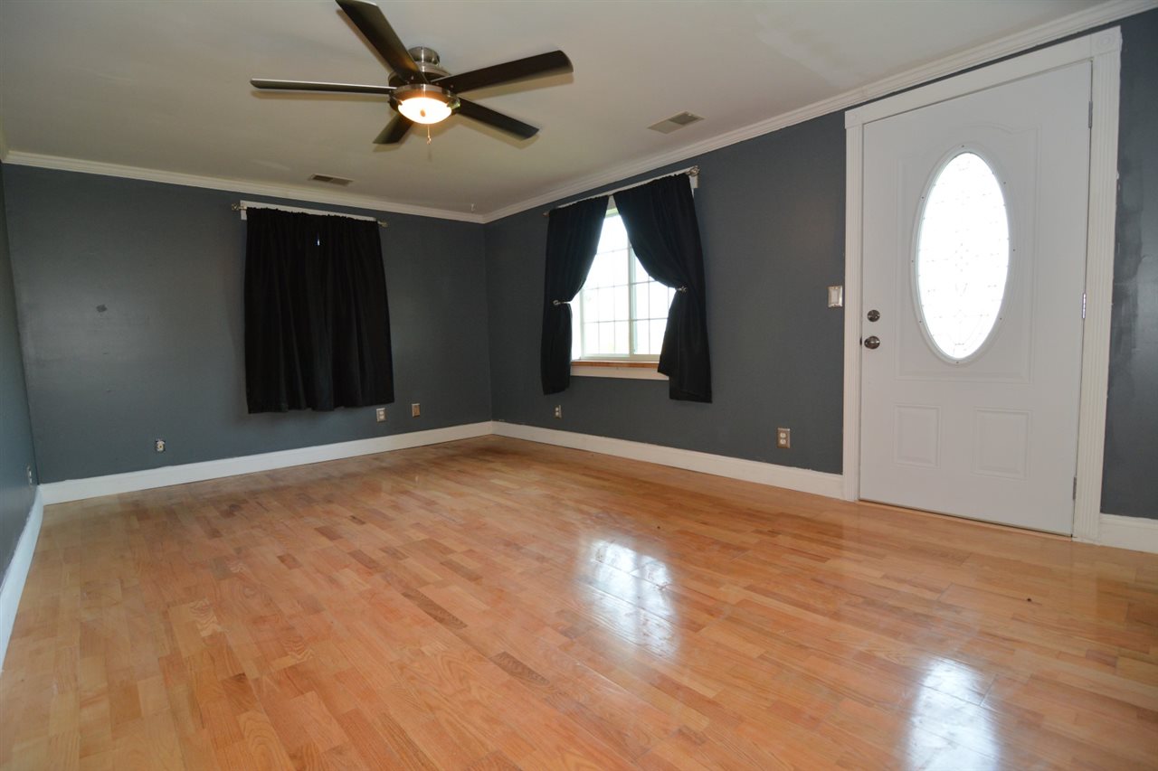 3544 Libbert Road Newburgh, IN 47630 - Photo 3 of 14