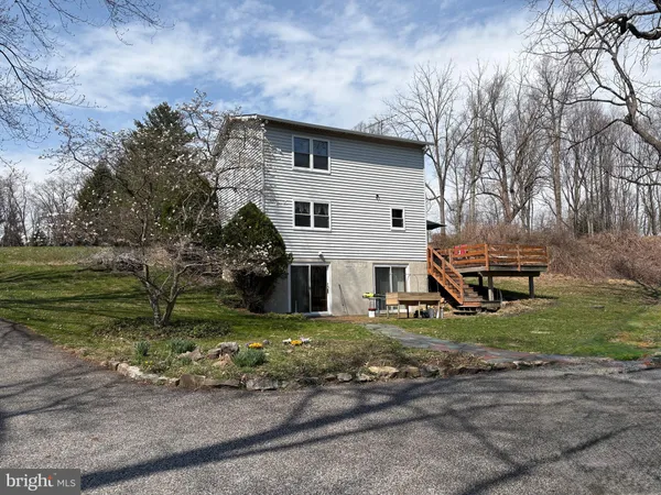 $379,900 | 8 Briar Chase Road, West Grove, PA 19390