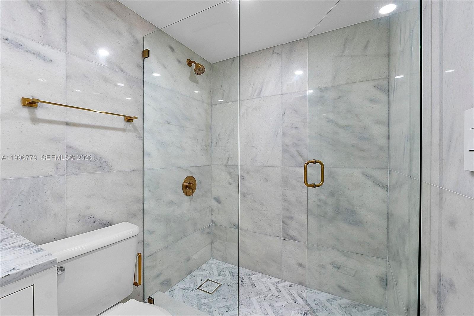 540 Brickell Key Drive, Unit 928 Miami, FL 33131 - Photo 13 of 14