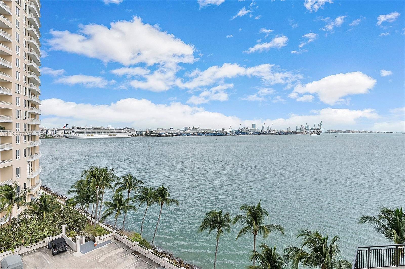 540 Brickell Key Drive, Unit 928 Miami, FL 33131 - Photo 3 of 14