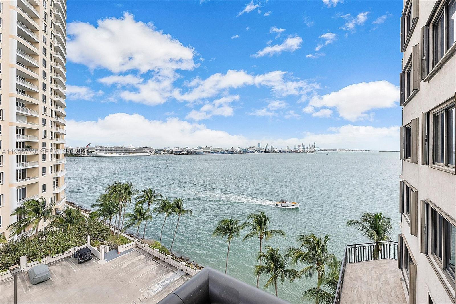540 Brickell Key Drive, Unit 928 Miami, FL 33131 - Photo 5 of 14