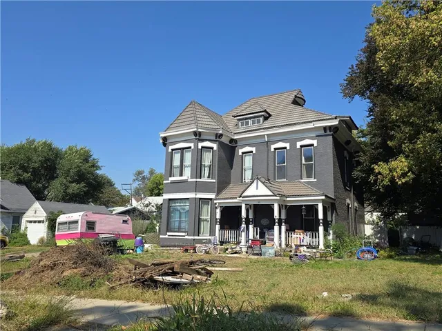 $1 | 617 Parallel Street, Atchison, KS 66002