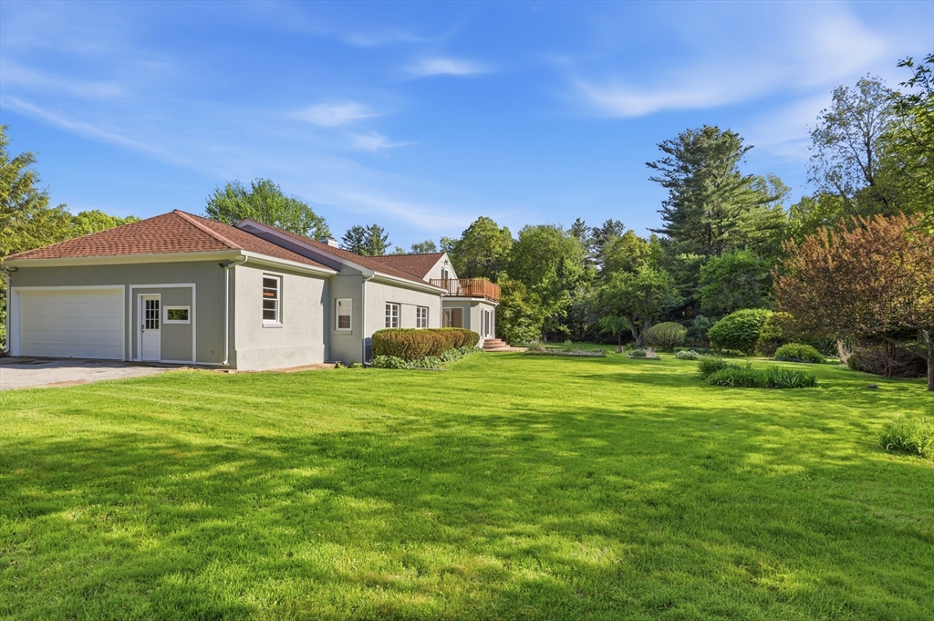 106 Bolton Road Harvard, MA 01451 - Photo 37 of 40