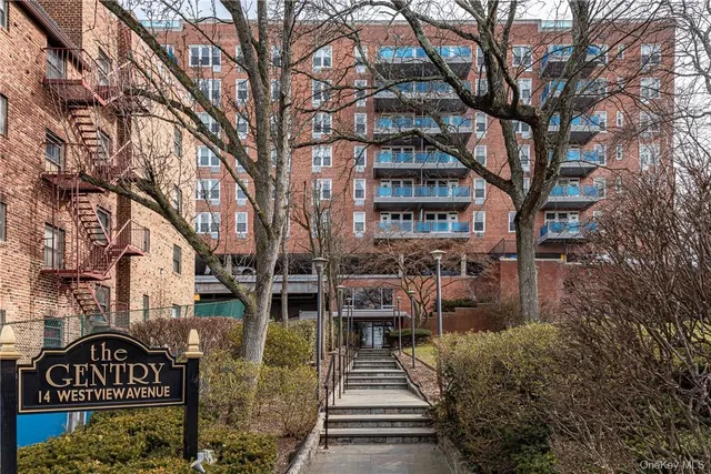 $3,595 | 14 Westview Avenue, Unit 409, Tuckahoe, NY 10707