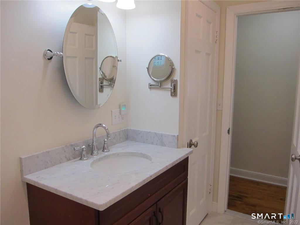 8 Rochambeau Avenue Ridgefield, CT 06877 - Photo 10 of 15 Gallery Image 10