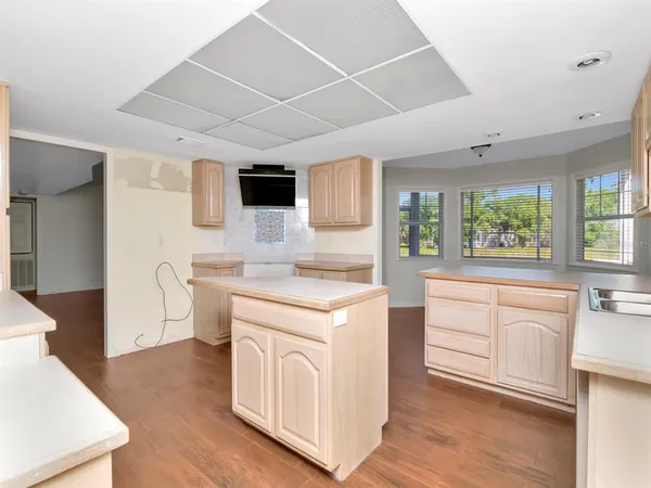 $2,850 | 1310 91st Court Northwest, Bradenton, FL 34209