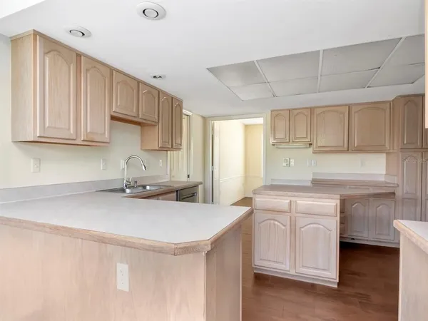 $2,850 | 1310 91st Court Northwest, Bradenton, FL 34209