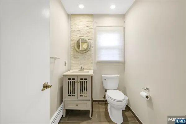 $4,900 | 99 Lambert Place, Paramus, NJ 07652