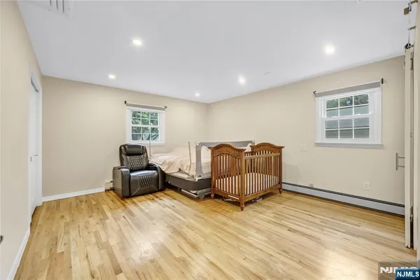 $4,900 | 99 Lambert Place, Paramus, NJ 07652