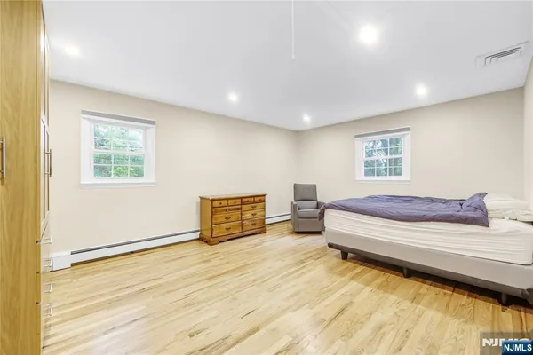 $4,900 | 99 Lambert Place, Paramus, NJ 07652