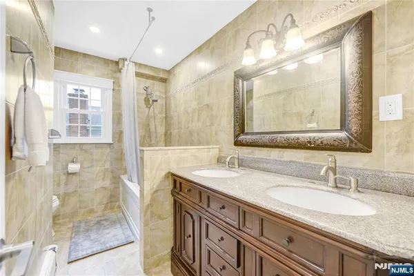 $4,900 | 99 Lambert Place, Paramus, NJ 07652
