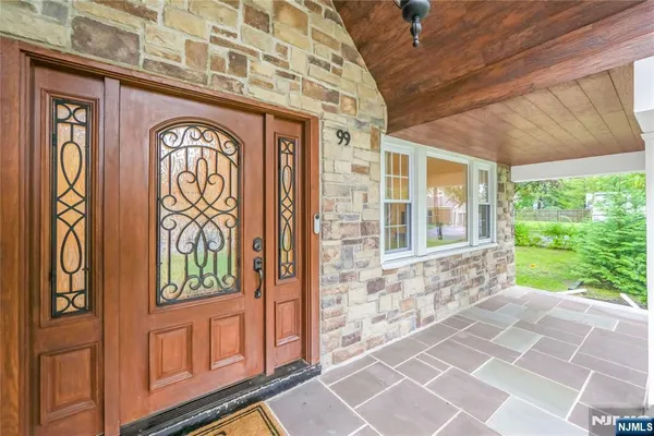 $4,900 | 99 Lambert Place, Paramus, NJ 07652