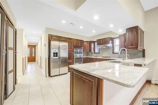 $4,900 | 99 Lambert Place, Paramus, NJ 07652