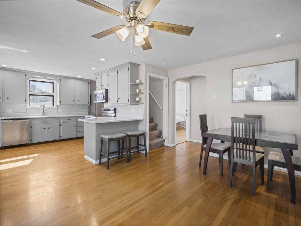 14 Knowles Road Worcester, MA 01602 - Photo 7 of 42 Gallery Image 7
