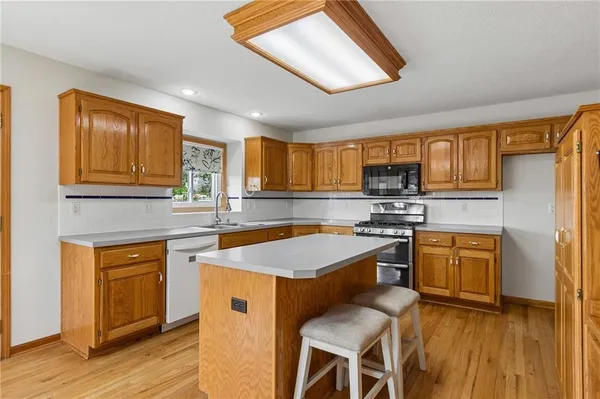 $450,000 | 7808 North Nodaway Avenue, Kansas City, MO 64152