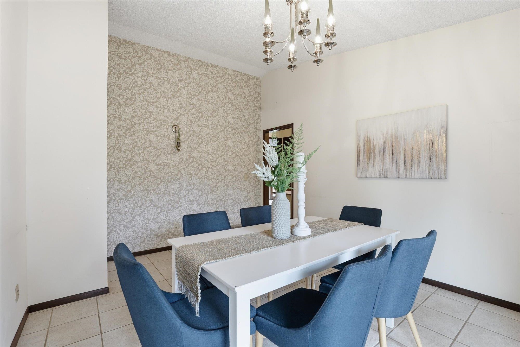 2416 South Crestline Street Spokane, WA 99203 - Photo 11 of 47