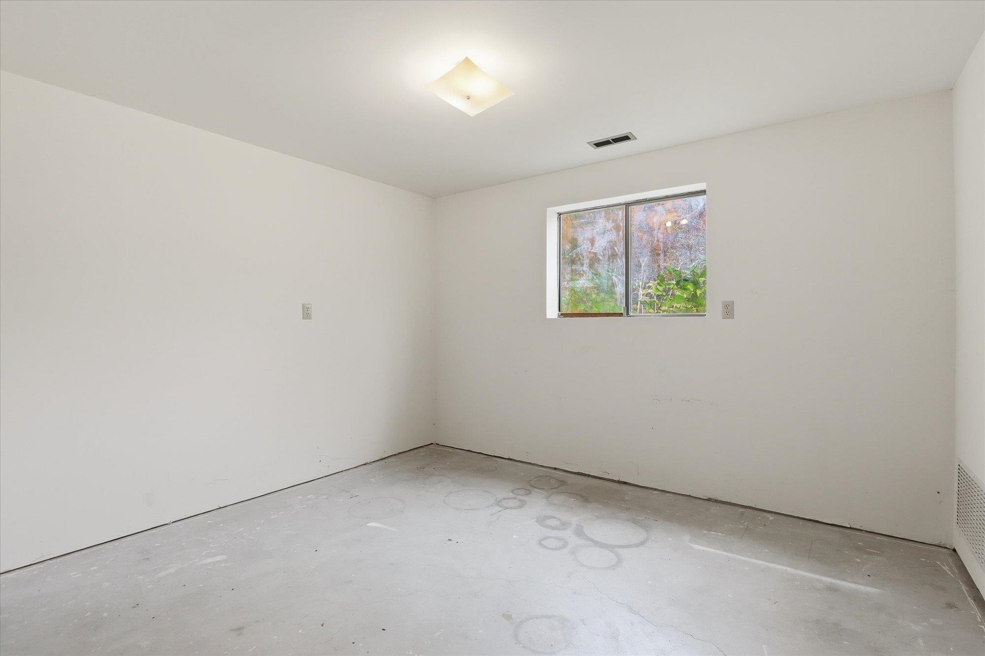 2416 South Crestline Street Spokane, WA 99203 - Photo 30 of 47