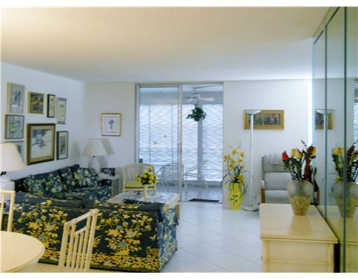 6161 Northwest 2nd Avenue, Unit PHU Boca Raton, FL 33487 - Photo 3 of 15 Additional Photo