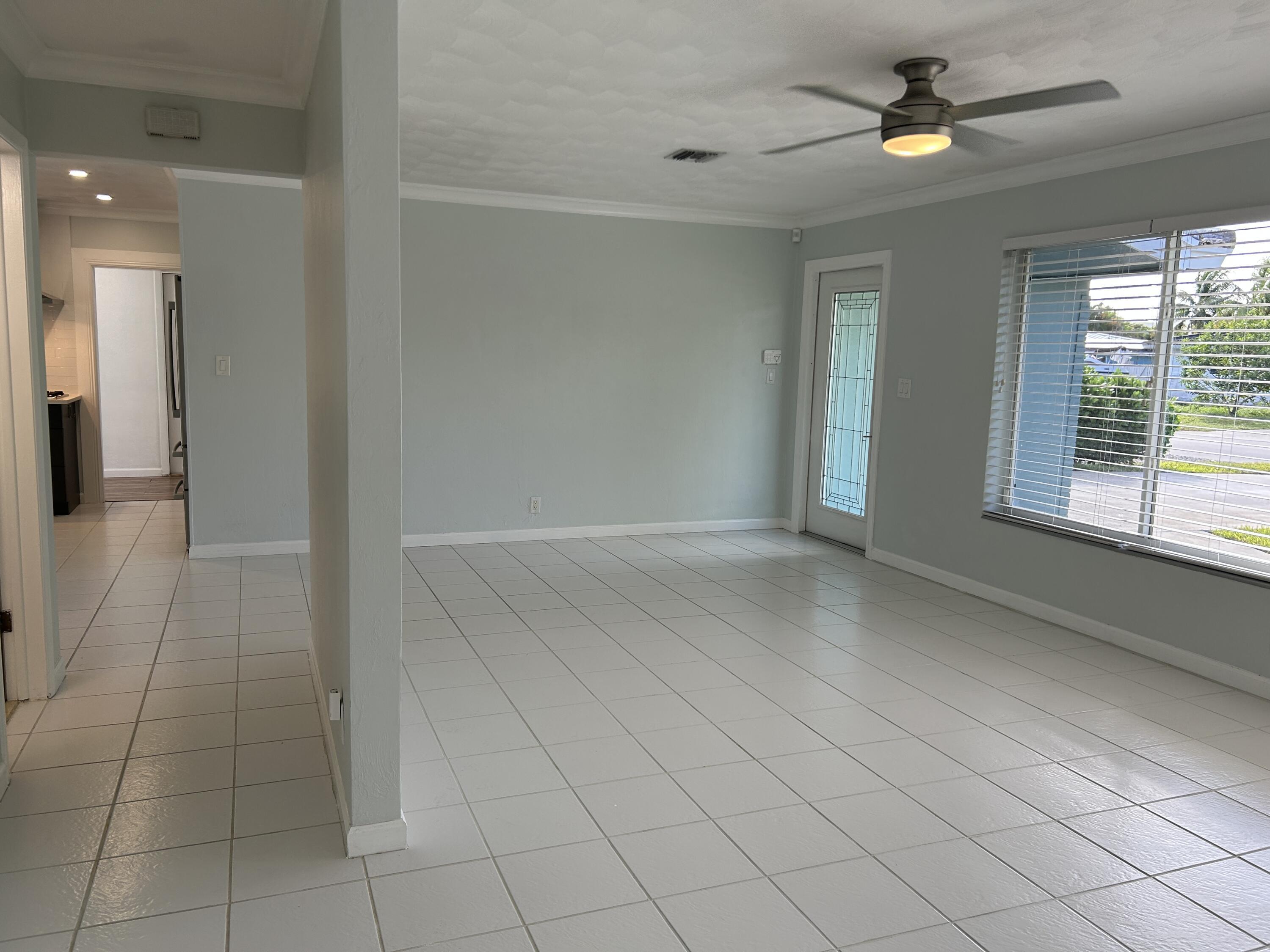455 Northeast 29th Street Boca Raton, FL 33431 - Photo 11 of 47 IMG_4964