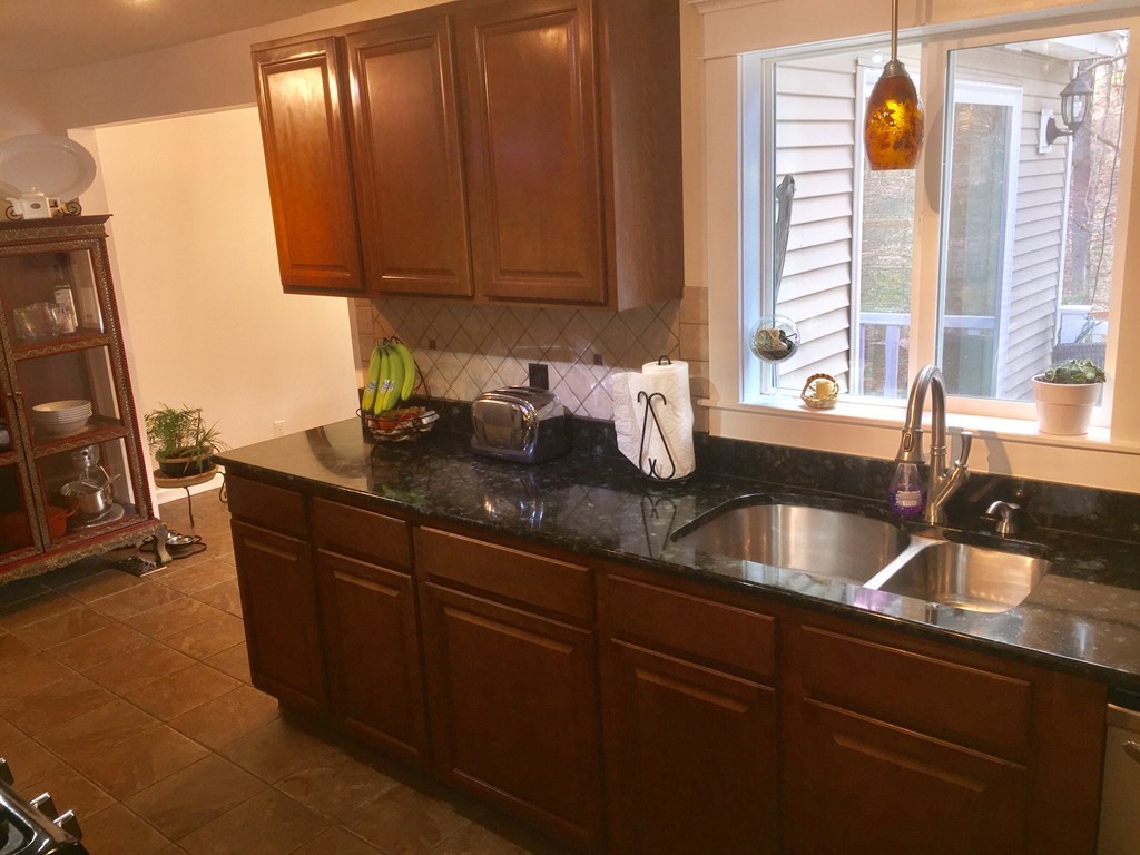 5 Old Farm Road Belchertown, MA 01007 - Photo 13 of 30 Gallery Image 13