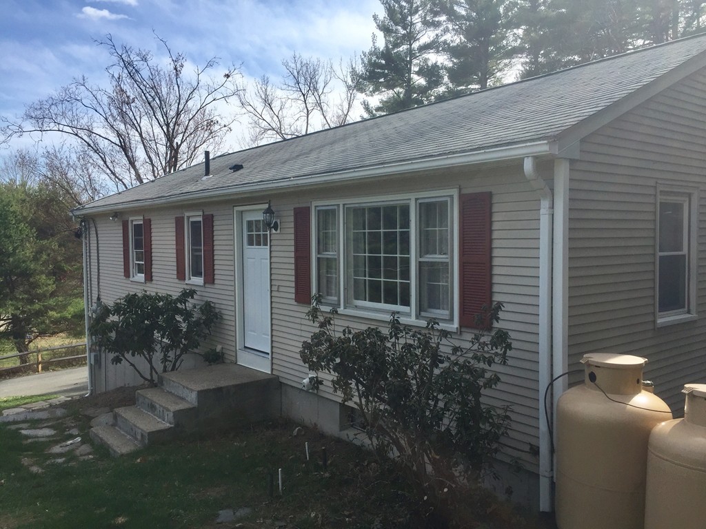 5 Old Farm Road Belchertown, MA 01007 - Photo 3 of 30 Gallery Image 3
