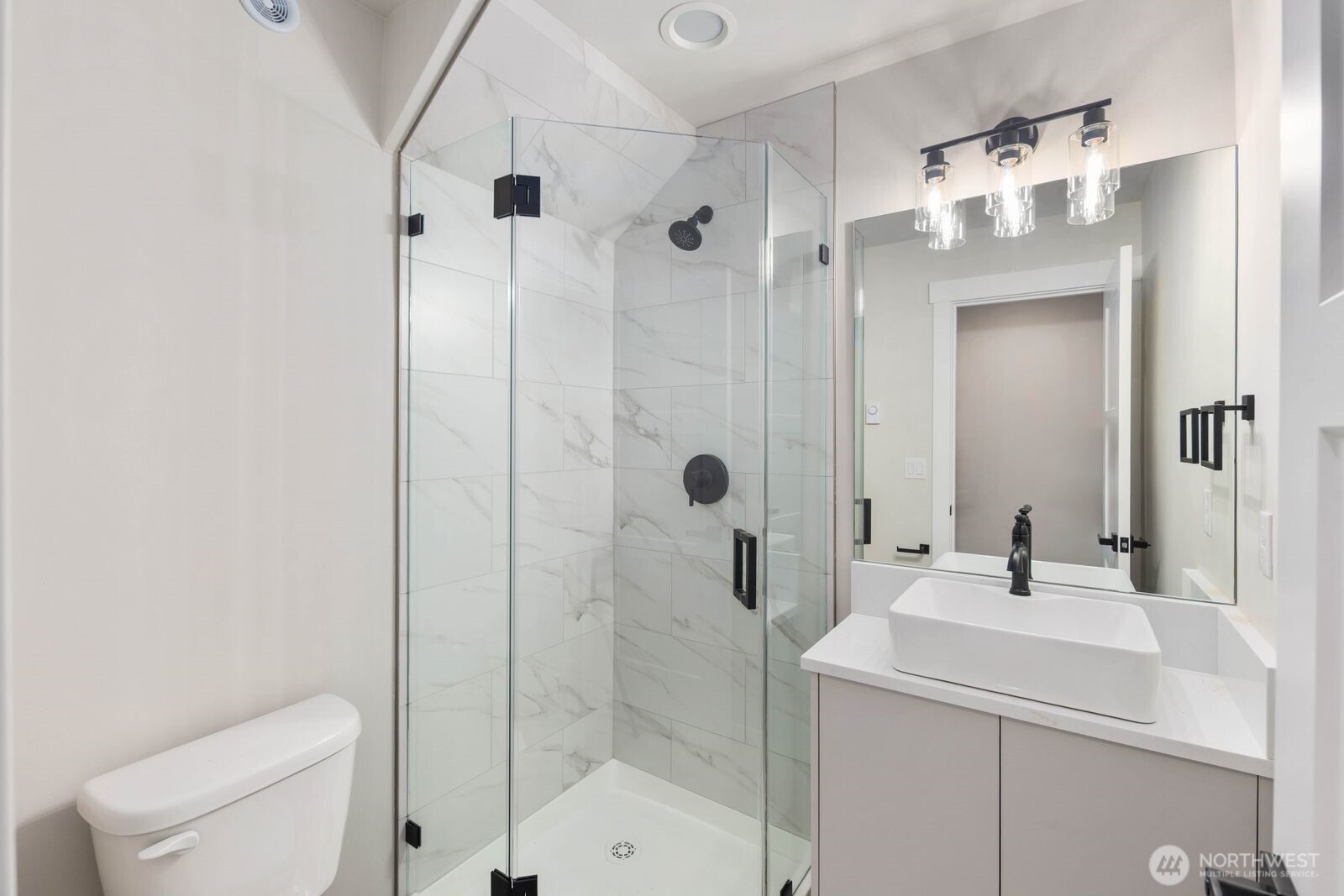 19722 Filbert Drive, Unit 6 Bothell, WA 98012 - Photo 8 of 35