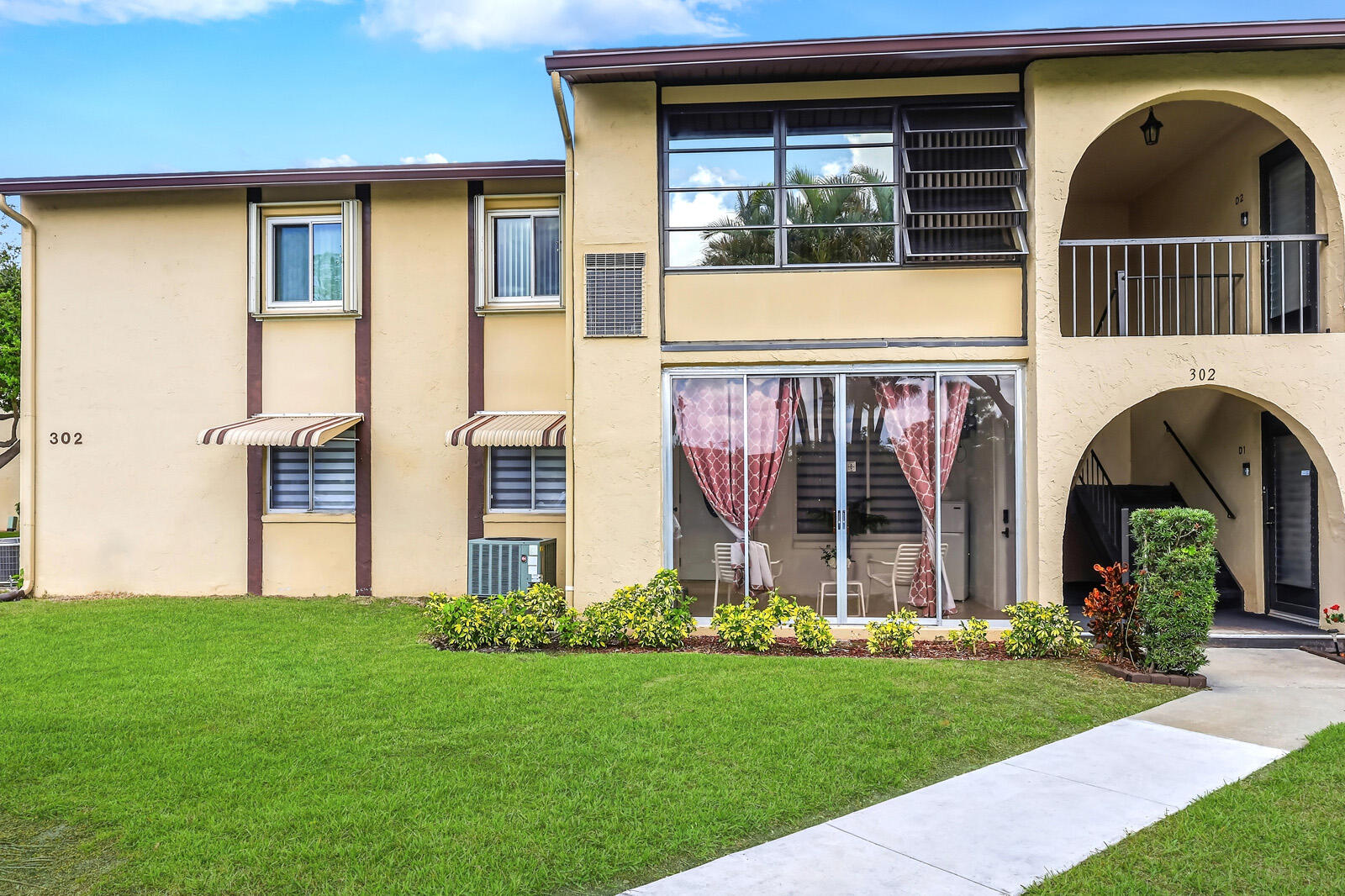 302 Pine Ridge Circle, Unit A2 Greenacres, FL 33463 - Photo 1 of 26 IMG_2935