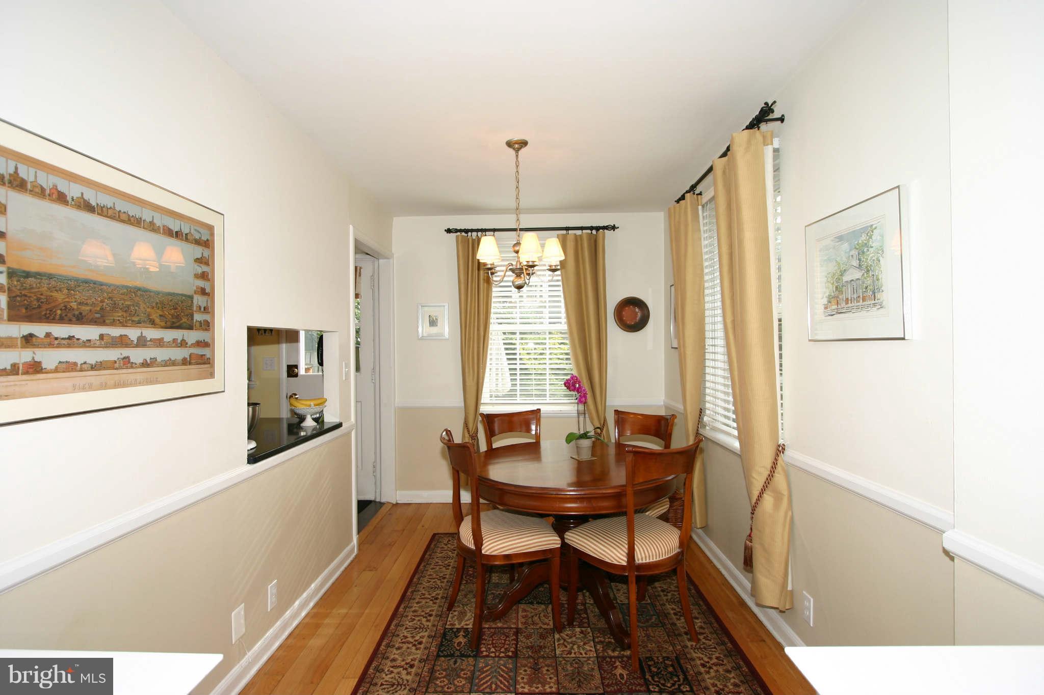 4237 32nd Road South Arlington, VA 22206 - Photo 14 of 30 Dining Room