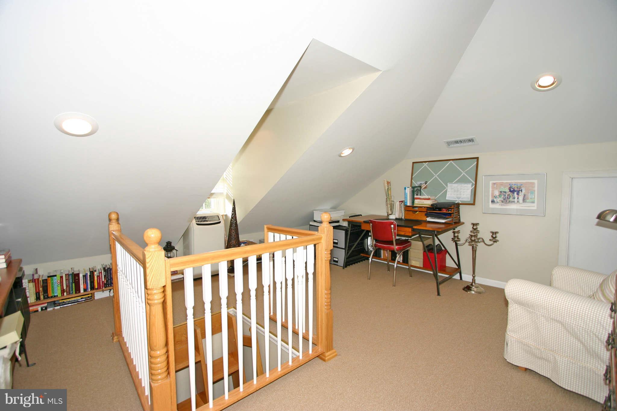 4237 32nd Road South Arlington, VA 22206 - Photo 20 of 30 Finished Attic Office