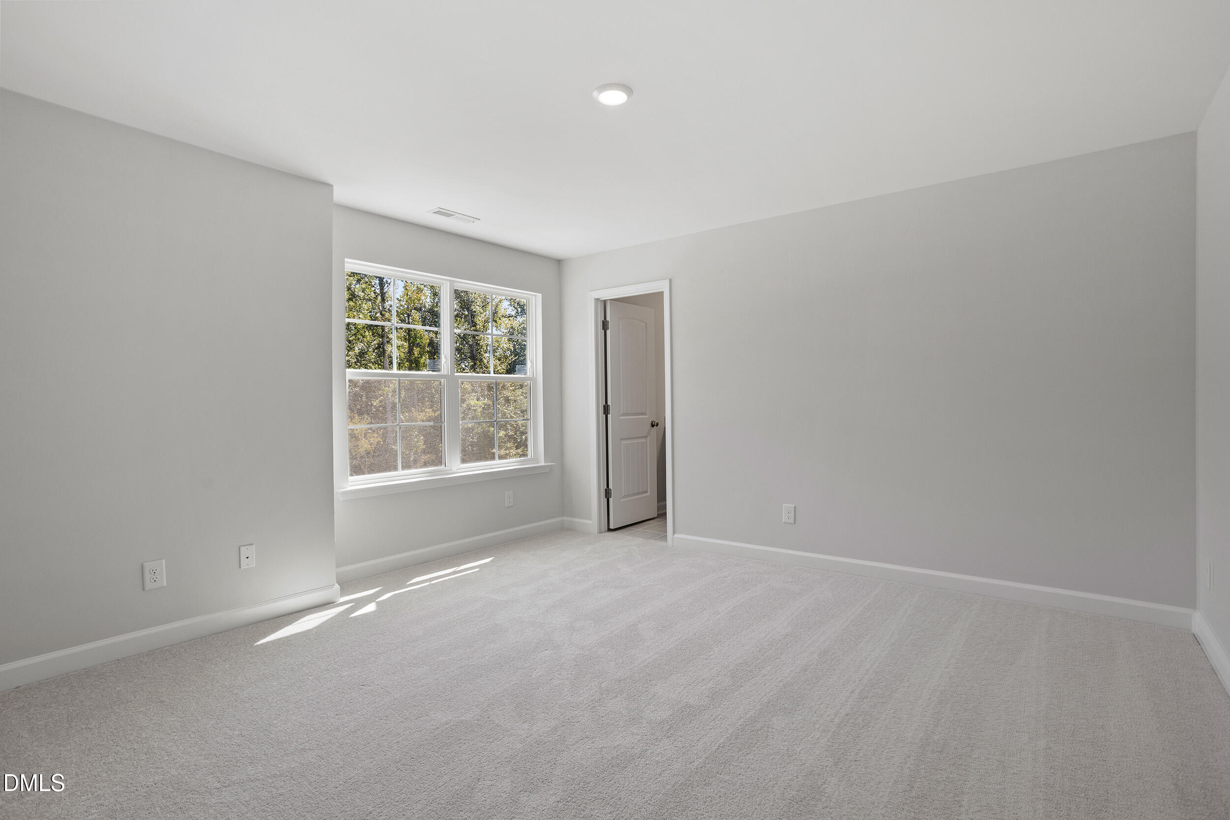 331 Augusta Pond Way, Unit 173 Raleigh, NC 27603 - Photo 37 of 49 FMWeb33
